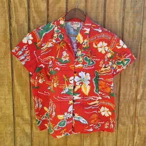 Hilo Hatties Santa On Vacation Faux Wooden Button Up Shirt Womens Size L